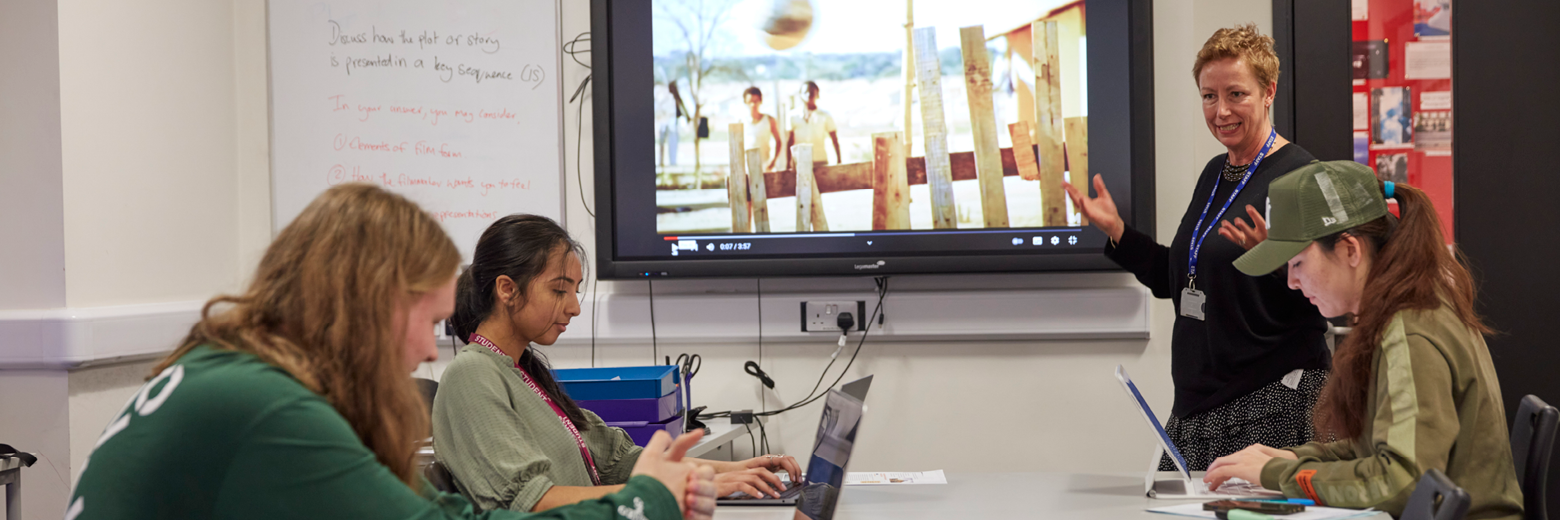 Students in class at DLD College London